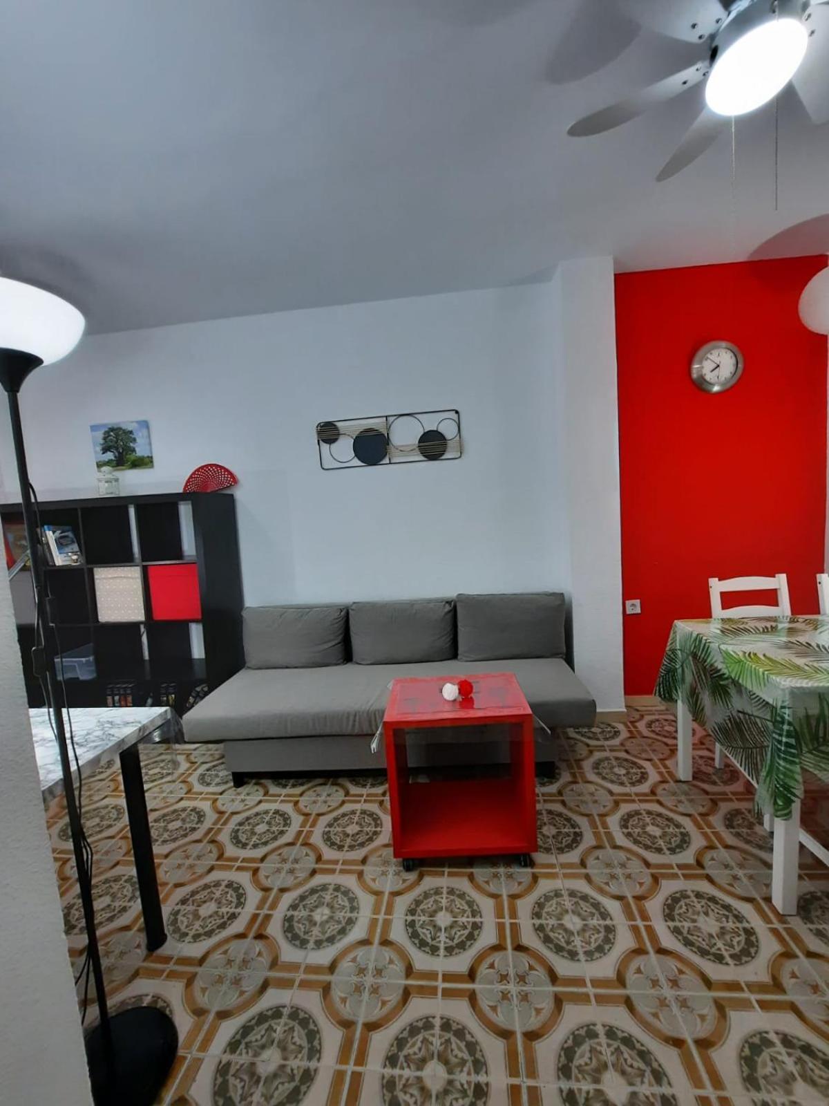 Habitaciones En Mi Piso Del Centro De Huelva Eksteriør billede