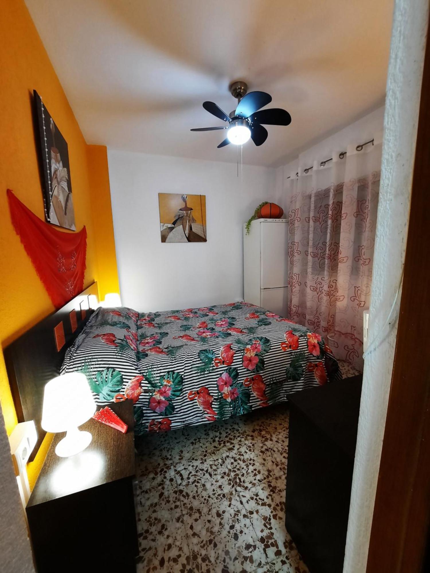 Habitaciones En Mi Piso Del Centro De Huelva Eksteriør billede